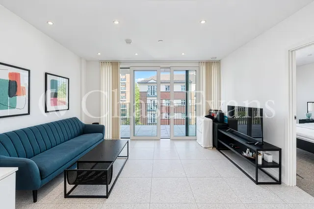 Sidney Street, Whitechapel, E1, photo 2