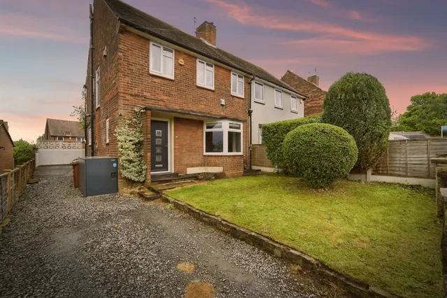 Cockshott Lane, LEEDS, photo 1