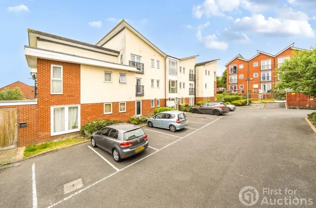 Wilton Court, Stoke-on-Trent, ST1, photo 1