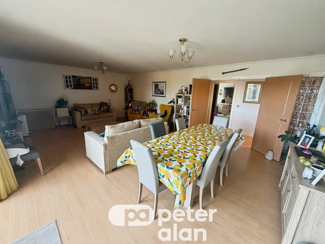 Lynton Court CARDIFF, CF10, photo 3