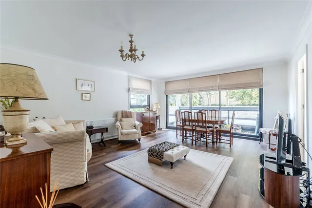 Lake View Court, Roundhay, LS8, photo 2