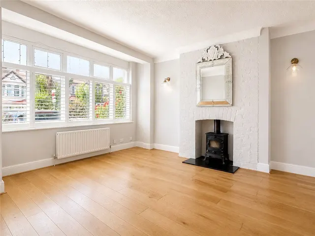 Photo 2 — Briar Road, London, SW16
