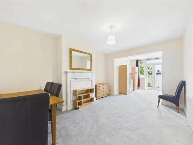 Photo 3 — Cornwall Road, Ruislip, Middlesex, HA4 6AP