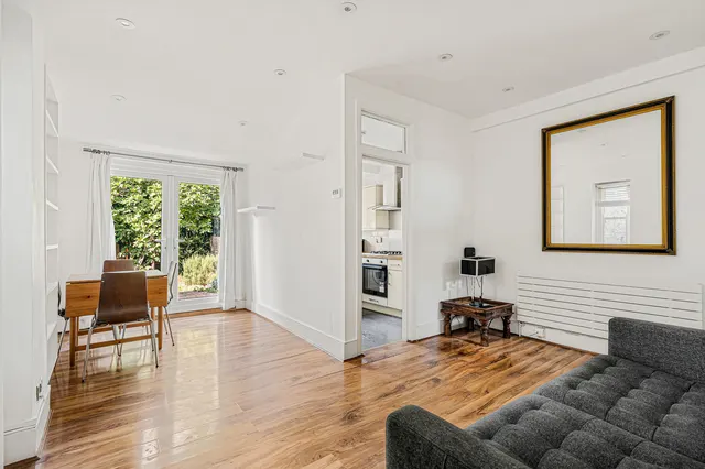 Riggindale Road, London, SW16, photo 2