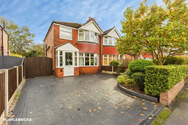 Sylvan Avenue, Altrincham, WA15, photo 1