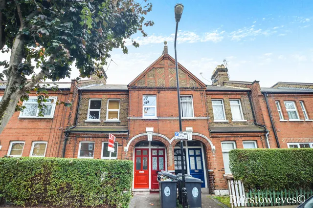 Warner Road, Walthamstow E17, photo 1