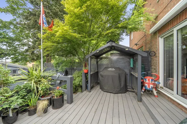 Photo 3 — Halliday Close, Shenley, Radlett