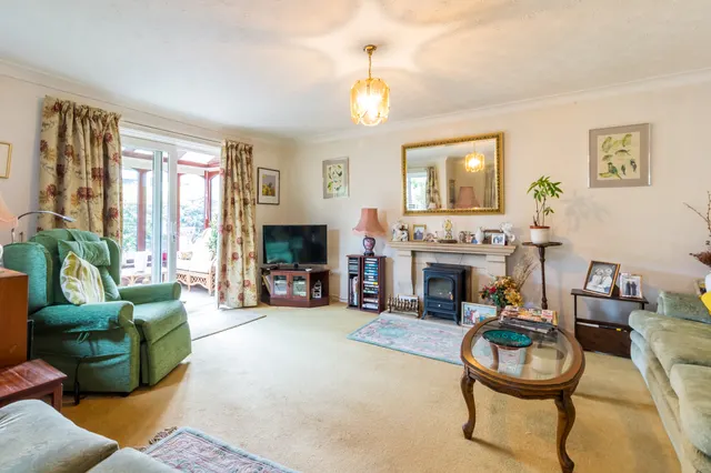 Photo 2 — 9 Furlong Mews, Ringwood, Ringwood, BH24 1HF