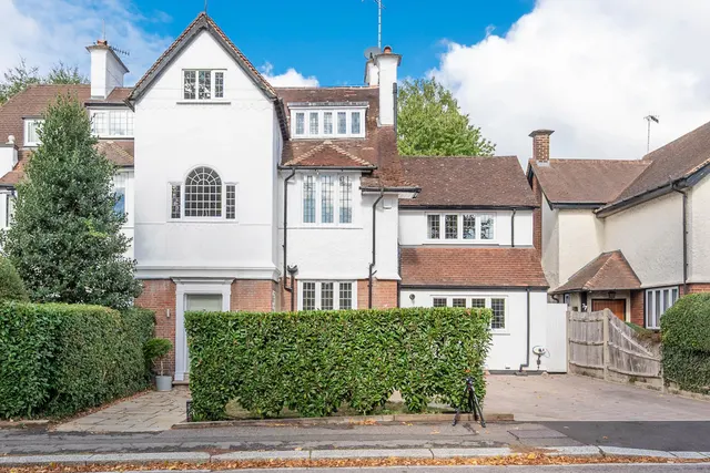 Inwood, Grange Road, Bushey, photo 1