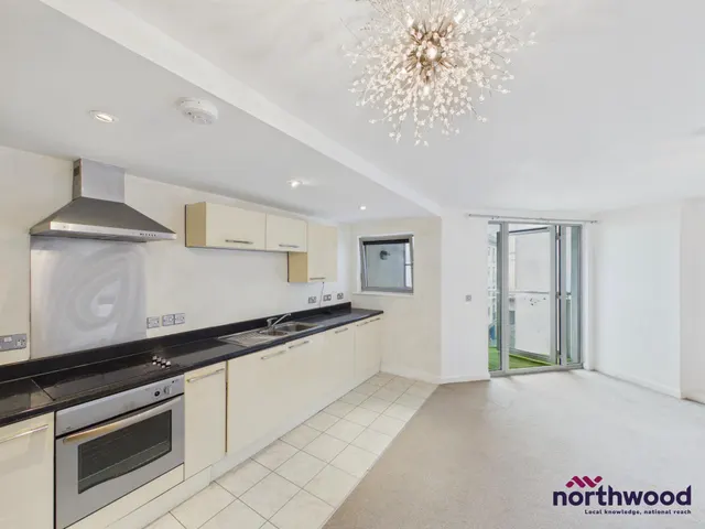 Moon Street, Plymouth, PL4, photo 2