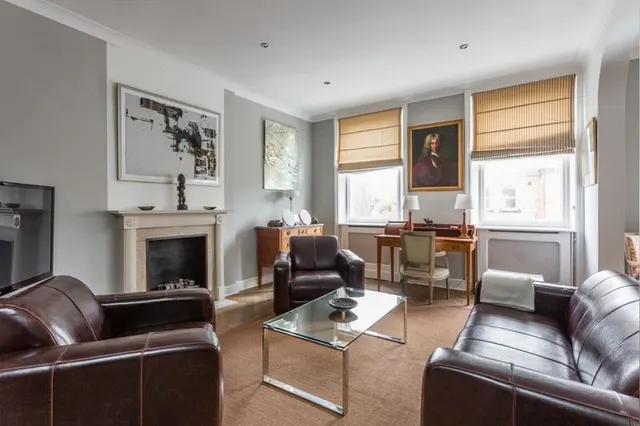 Nevern Square, London, SW5, photo 1