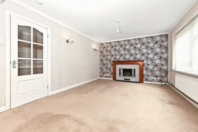 Stuart Avenue, Trentham, ST4, photo 3