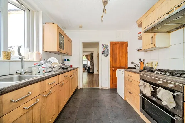 Photo 3 — Windsor Street, Bletchley, Milton Keynes, Buckinghamshire, MK2
