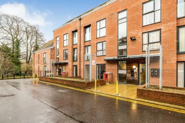 Candleford Court, Buckingham, photo 1
