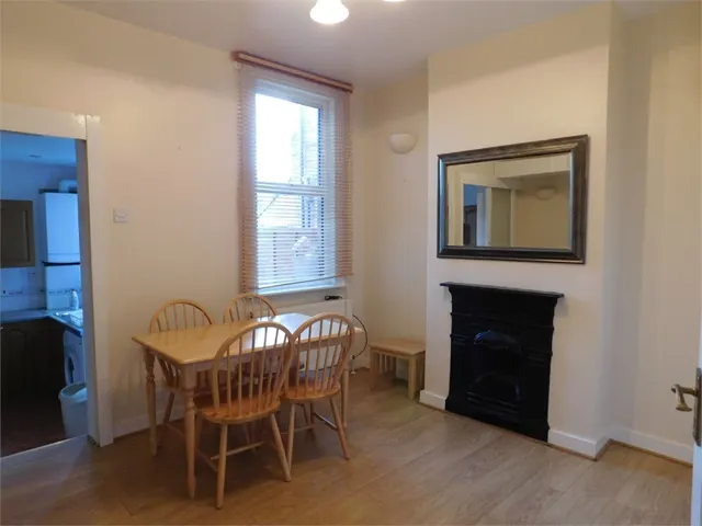Photo 2 — Linkfield Road, Isleworth, Middlesex, TW7 6QJ