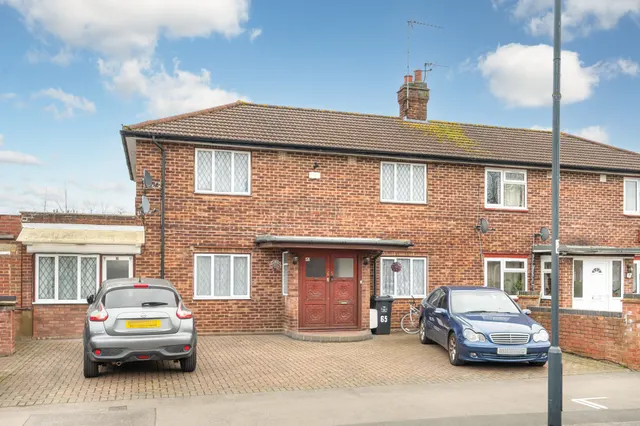 65 Lyon Park Avenue, Wembley, photo 1
