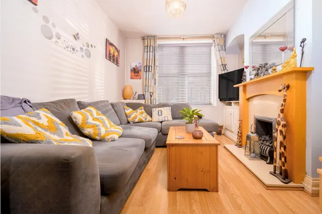 Althorp Road, Northampton, NN5, photo 2