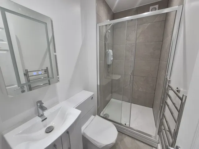 Photo 3 — Flat 4, Peveril Street, NG7