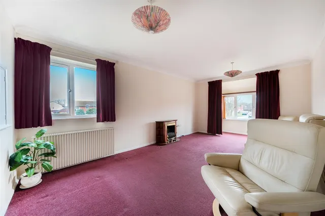 Priestley Way, Middleton-On-Sea, PO22, photo 3