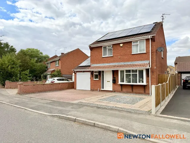 Rowan Way, Balderton, NG24, photo 1