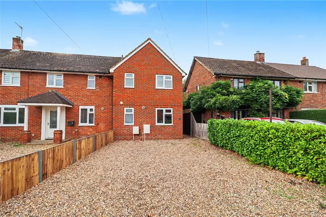 Sundridge Road, Woking, GU22, photo 1