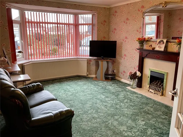 Charleston Avenue, Prestatyn, LL19, photo 3