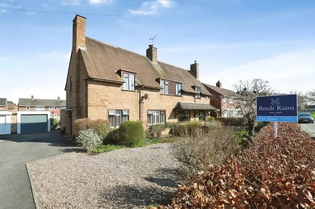 Eccleshall Road, Stafford, Staffordshire, ST16, photo 1