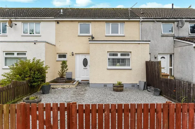 Pinebank, Livingston, West Lothian, EH54, photo 1