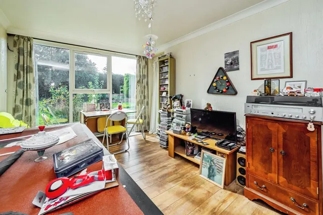 Willow Court, Beverley, HU17, photo 2