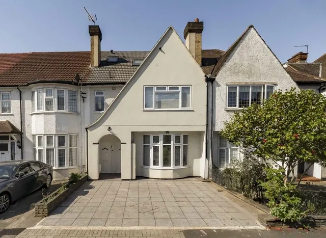 Woodland Way, Mill Hill, NW7, photo 1