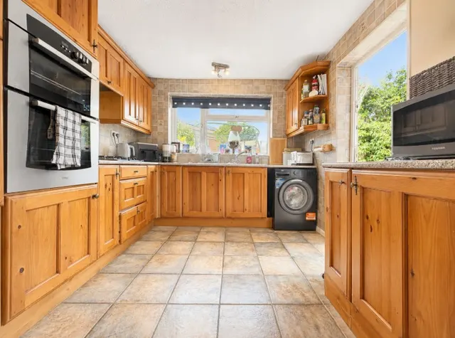 Gurney Avenue, Hereford, HR1, photo 2