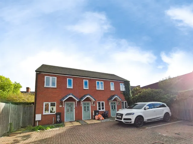 Lansdowne Road, Aylestone, LE2, photo 1