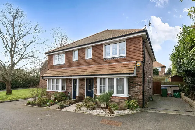 Willow Brook Close, Titchfield Common, photo 1