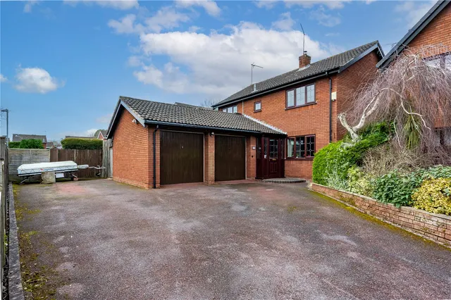 Eldersfield Close Church Hill North, Redditch, Worcestershire, B98 9NG, photo 1