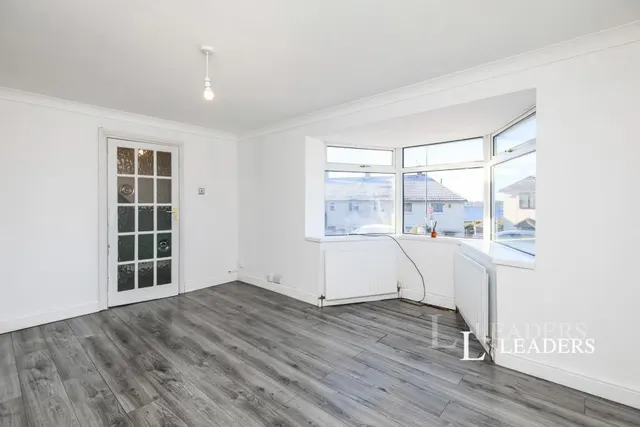 Harrogate Crescent, Derby, DE21, photo 2
