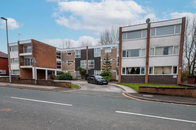 Park Lane, Whitefield, Manchester, M45 7PU, photo 1