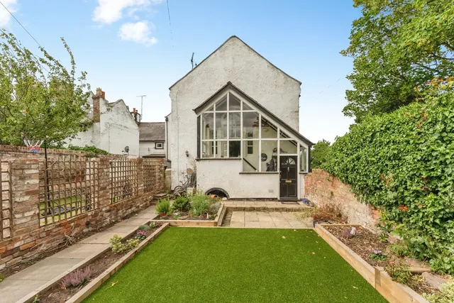 Holywell Close, Parkgate, CH64, photo 1
