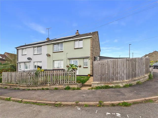 Godfreys Gardens, Bow, EX17, photo 2
