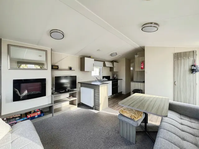 Photo 3 — Carlton Meres Holiday Park, Carlton, SAXMUNDHAM