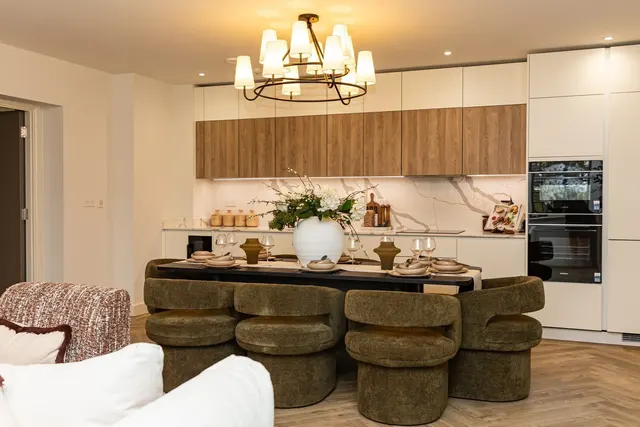 Holt Gardens, London, SW17, photo 2