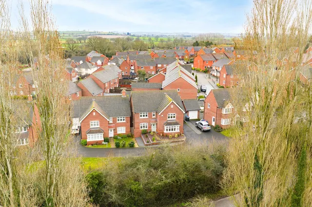 Magnolia Drive, Whitnash, Leamington Spa, Warwickshire, CV31, photo 1
