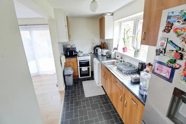 Benland, Bretton, PE3, photo 3