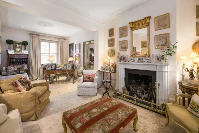 Photo 3 — Anhalt Road, London, SW11 4NX