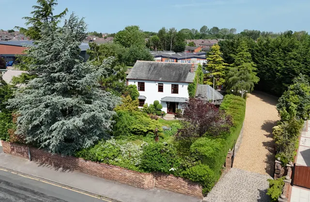 Nicol Road, Ashton in Makerfield, photo 1