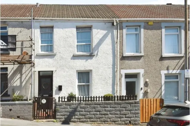 Middle Road, Swansea, photo 1