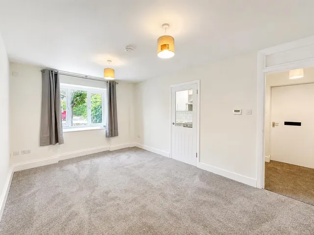 Chase Road, Southgate, N14 4JR, photo 1