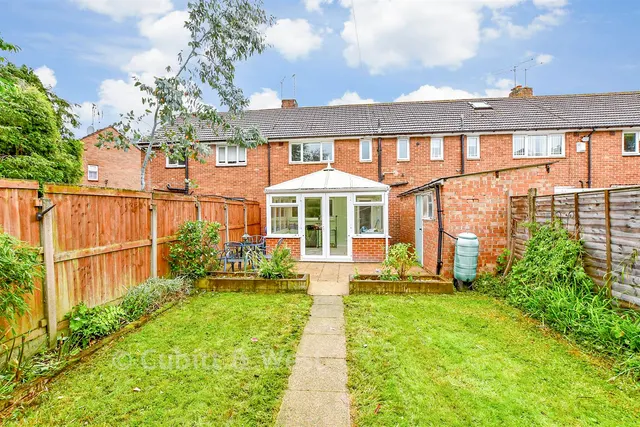 Dockenfield Close, Havant, PO9, photo 2