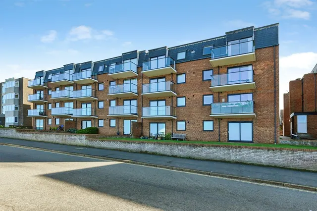 Westcliffe Court, HUNSTANTON, photo 1
