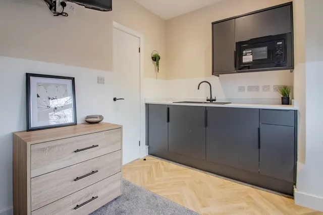 Queens Road, Beeston, NG9, photo 3