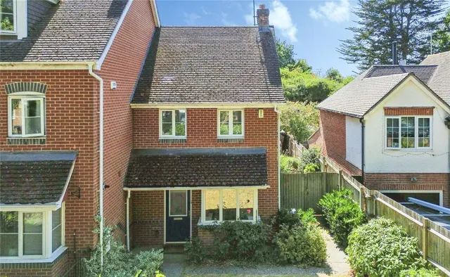 All Hallows Road, Caversham, RG4, photo 1